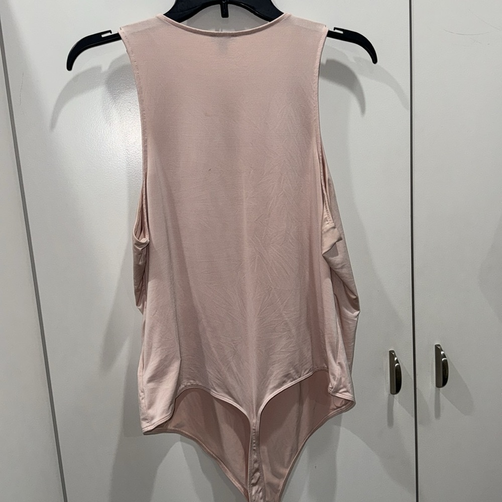 Xl - Picture 3 of 3
